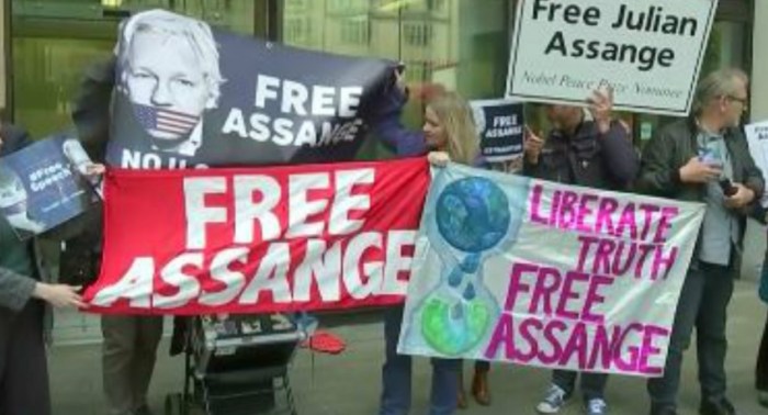 assange protest